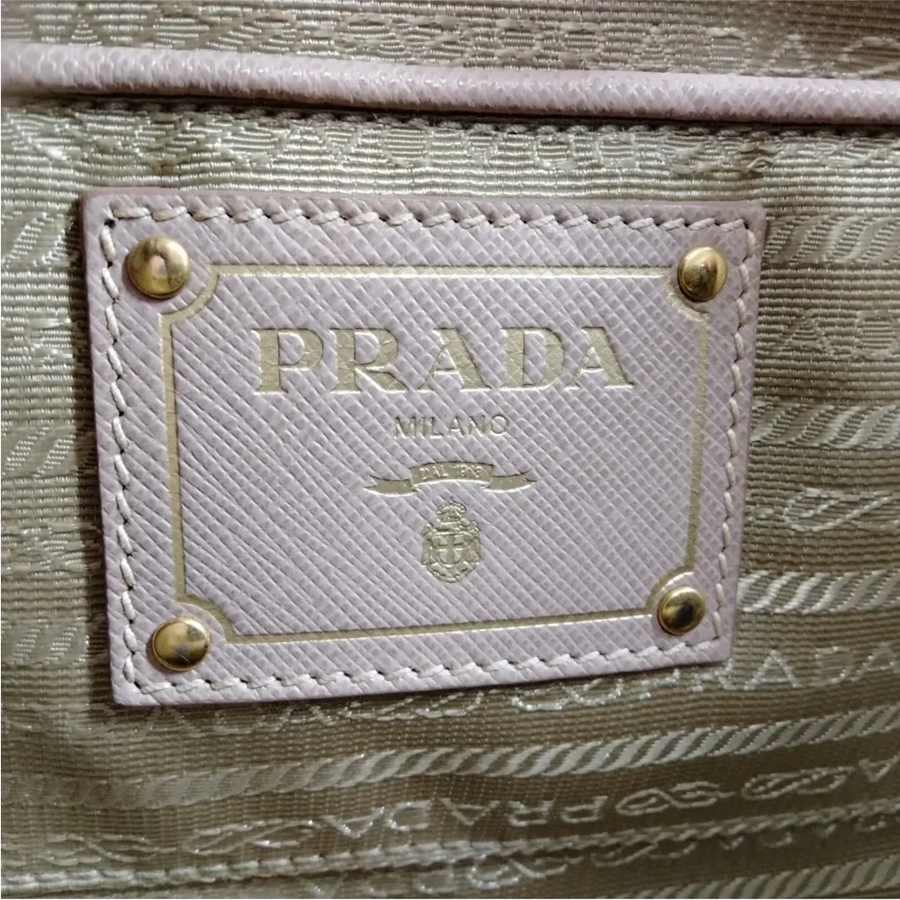EUC PRADA CAMMEO SAFFIANO LEATHER TOTE BAG